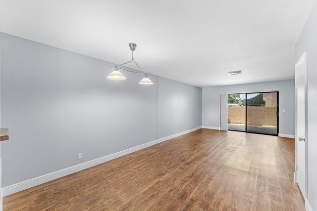 139 SPARROW Drive 2A, Royal Palm Beach, FL 33411