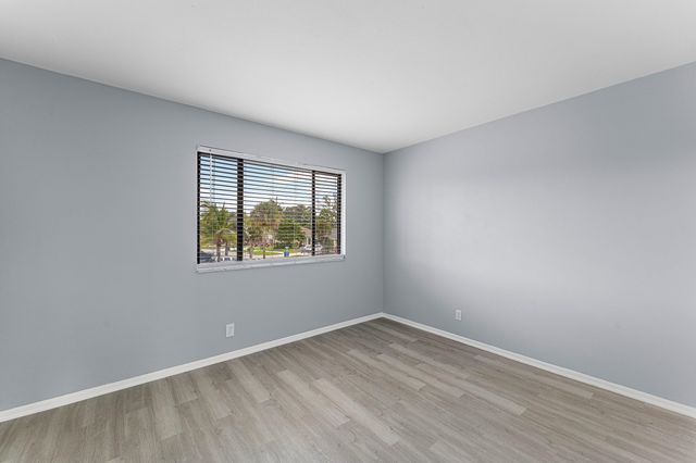 139 SPARROW Drive 2A, Royal Palm Beach, FL 33411