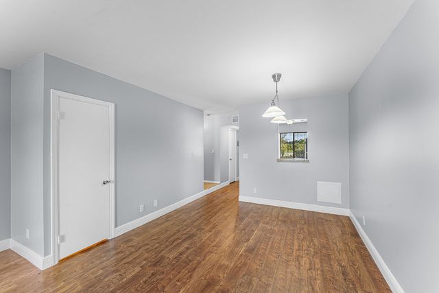 139 SPARROW Drive 2A, Royal Palm Beach, FL 33411