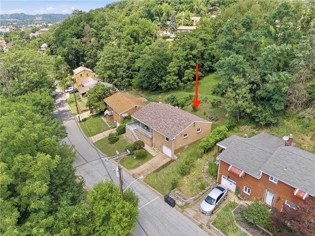 139 Lilmont Dr, Swissvale, PA 15218