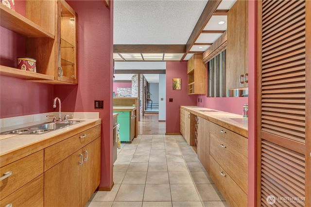 25506 142nd Avenue SE, Kent, WA 98042