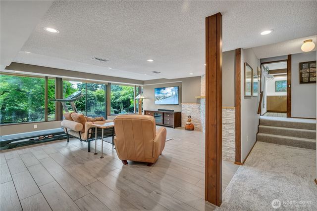 25506 142nd Avenue SE, Kent, WA 98042