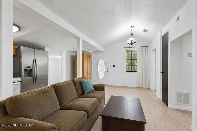 113 SUZANNE Avenue D, Orange Park, FL 32073