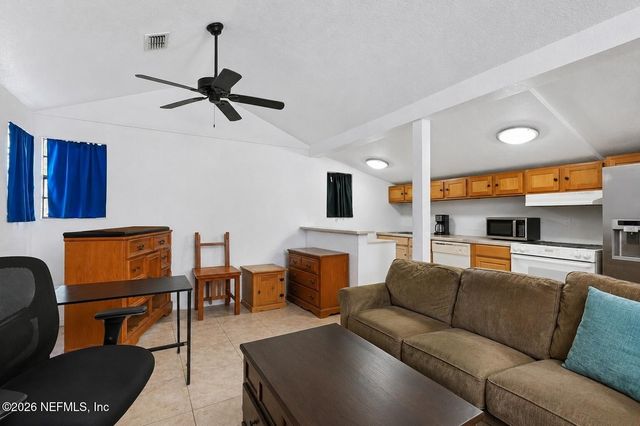 113 SUZANNE Avenue D, Orange Park, FL 32073