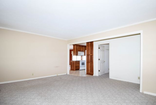 1059 Robertson Rd, Gallatin, TN 37066