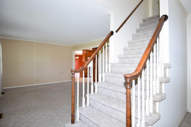 1059 Robertson Rd, Gallatin, TN 37066