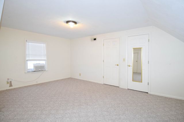 1059 Robertson Rd, Gallatin, TN 37066