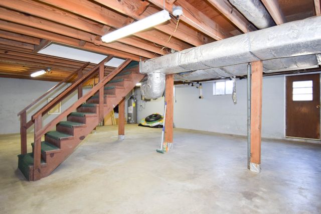 1059 Robertson Rd, Gallatin, TN 37066