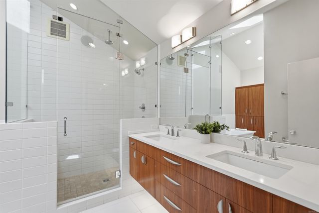 2 Glenridge Road, Little Rock, AR 72227