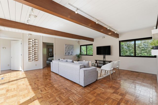 2 Glenridge Road, Little Rock, AR 72227