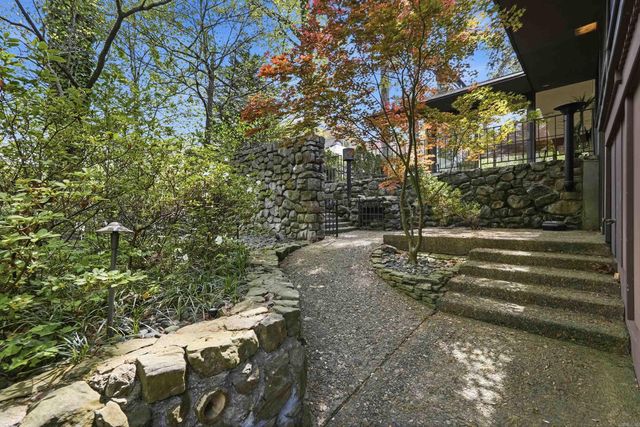 2 Glenridge Road, Little Rock, AR 72227