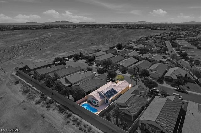 6824 Woodland Vase Court, Las Vegas, NV 89131