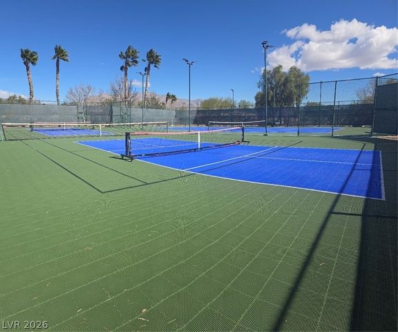 6824 Woodland Vase Court, Las Vegas, NV 89131