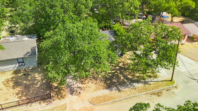 2617 Pioneer Street, Fort Worth, TX 76119