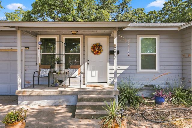 2617 Pioneer Street, Fort Worth, TX 76119