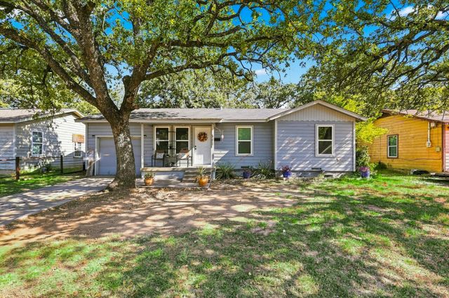 2617 Pioneer Street, Fort Worth, TX 76119