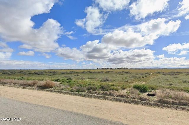 5000 E Avenue F12, Lancaster, CA 93535