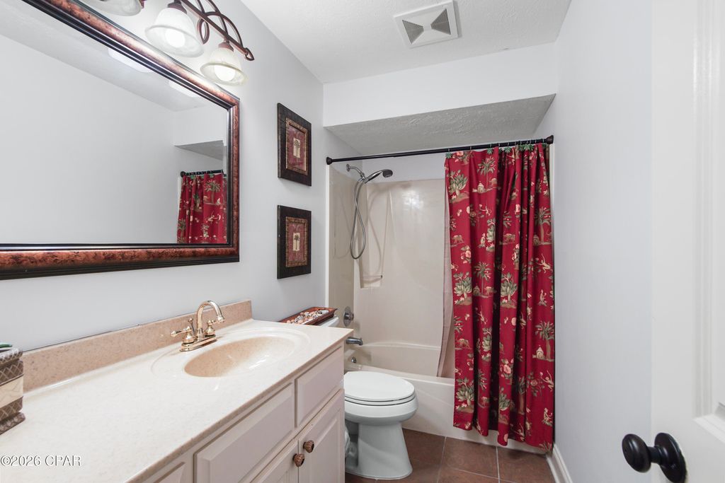 Image 7 of property listing at 17614 Front Beach Road 13C, Panama City Beach, FL 32413