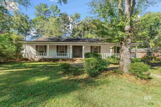 509 Ridgewood Drive, Daphne, AL 36526