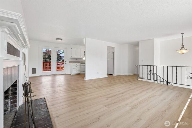 4605 224th Place SW, Mountlake Terrace, WA 98043