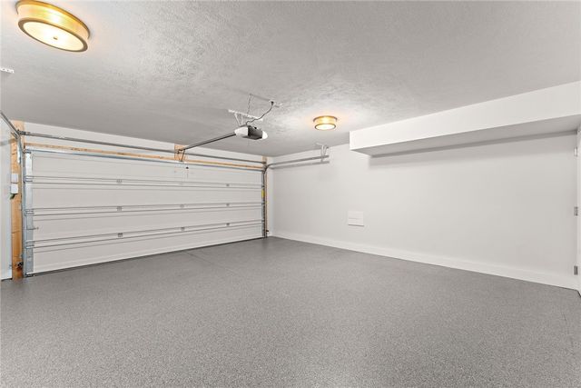 202 Gress Rd, Cranberry Twp, PA 16066