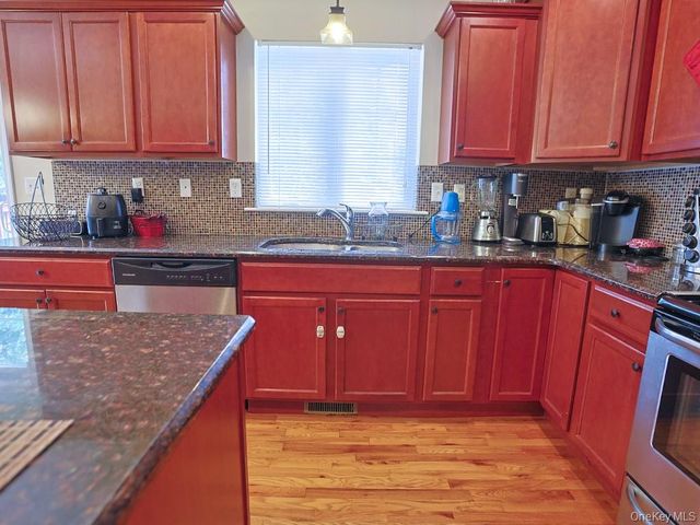46 Maple Lane, Otisville, NY 10963