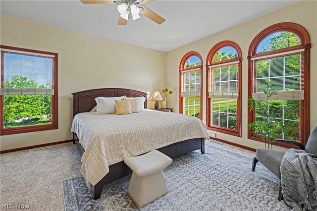 7635 Harley Hills Drive, North Royalton, OH 44133