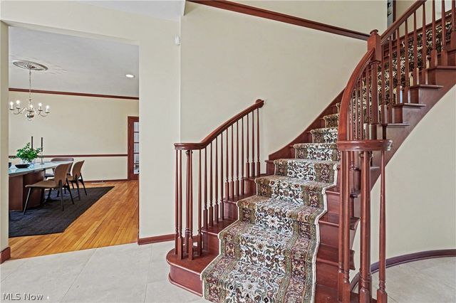 7635 Harley Hills Drive, North Royalton, OH 44133
