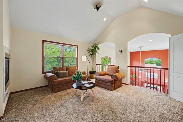 7635 Harley Hills Drive, North Royalton, OH 44133