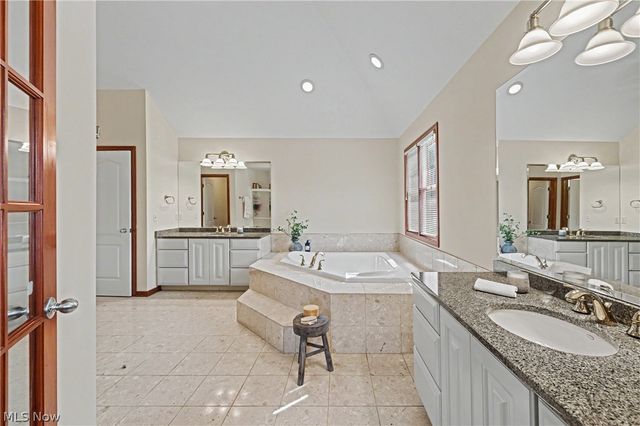 7635 Harley Hills Drive, North Royalton, OH 44133