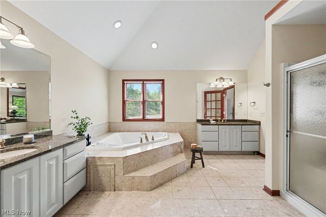 7635 Harley Hills Drive, North Royalton, OH 44133