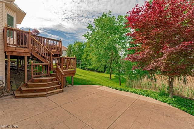 7635 Harley Hills Drive, North Royalton, OH 44133