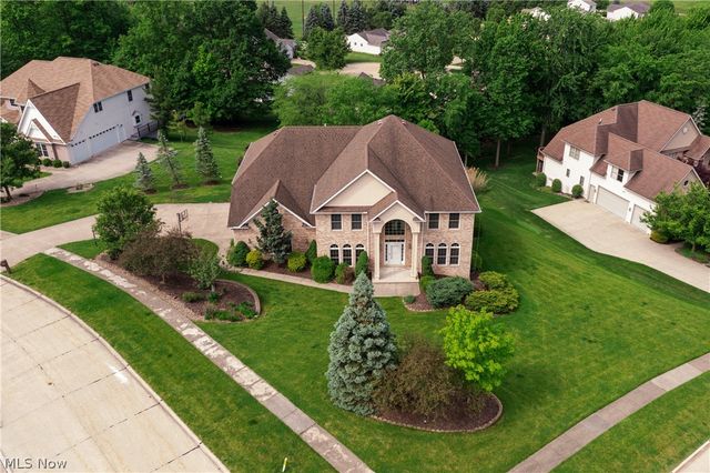 7635 Harley Hills Drive, North Royalton, OH 44133