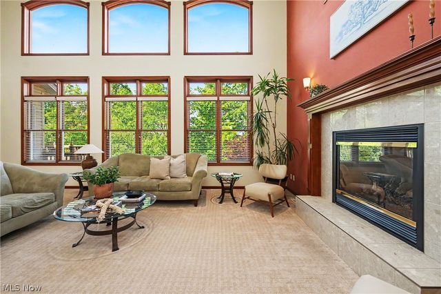 7635 Harley Hills Drive, North Royalton, OH 44133