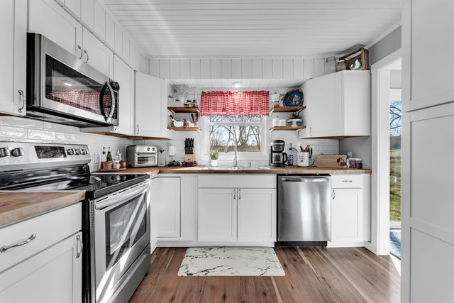 240 Division Street, Forsyth, MO 65653