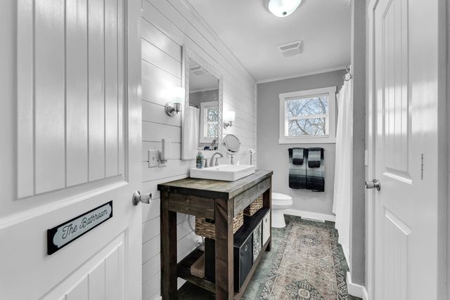 240 Division Street, Forsyth, MO 65653