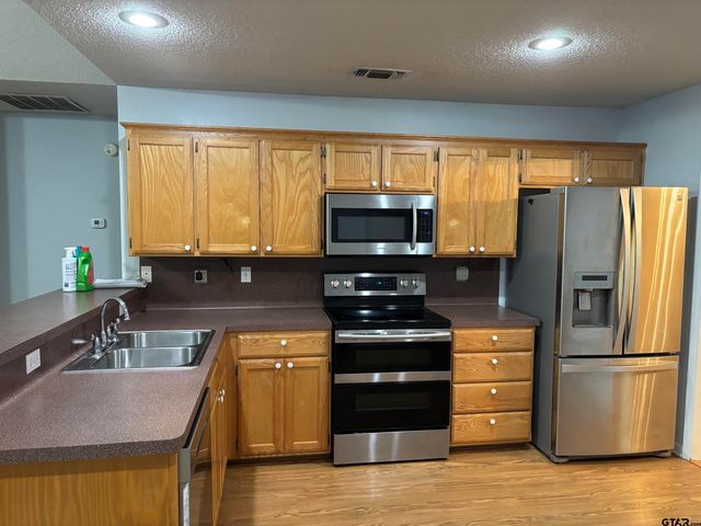 149 Cypress Cove, Holly Lake Ranch, TX 75765