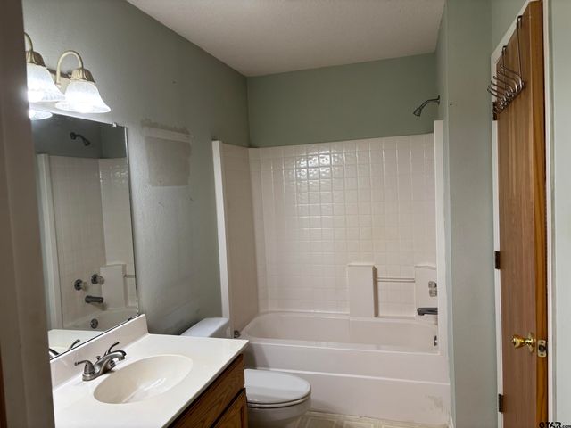 149 Cypress Cove, Holly Lake Ranch, TX 75765