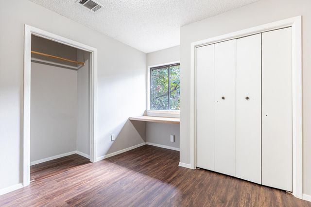 6201 Berkett CV A, Austin, TX 78745