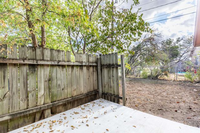 6201 Berkett CV A, Austin, TX 78745