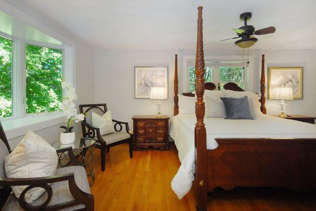 320 Russell Street, Carlisle, MA 01741