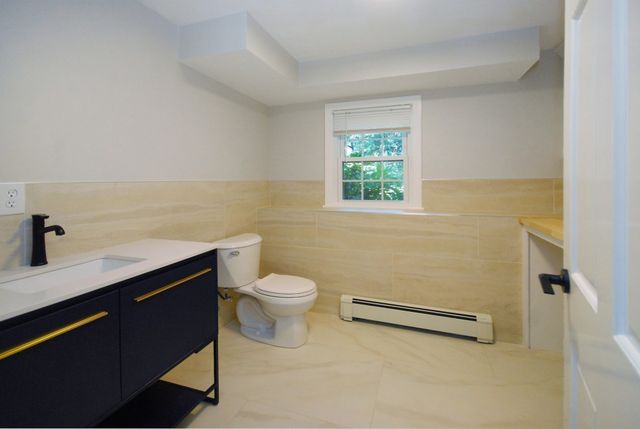 320 Russell Street, Carlisle, MA 01741