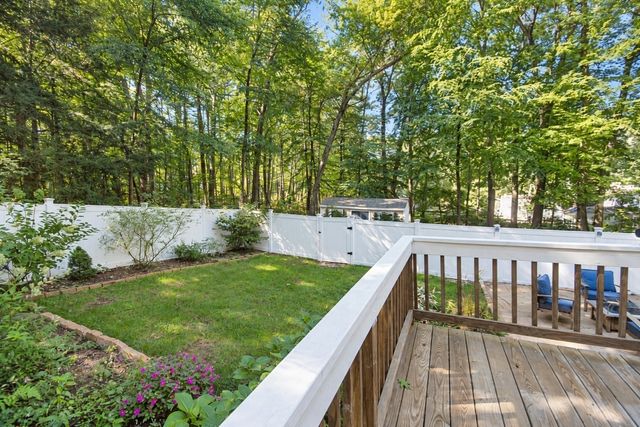 320 Russell Street, Carlisle, MA 01741