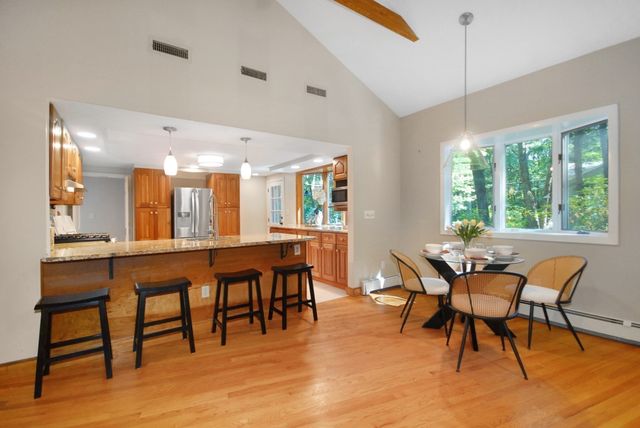 320 Russell Street, Carlisle, MA 01741