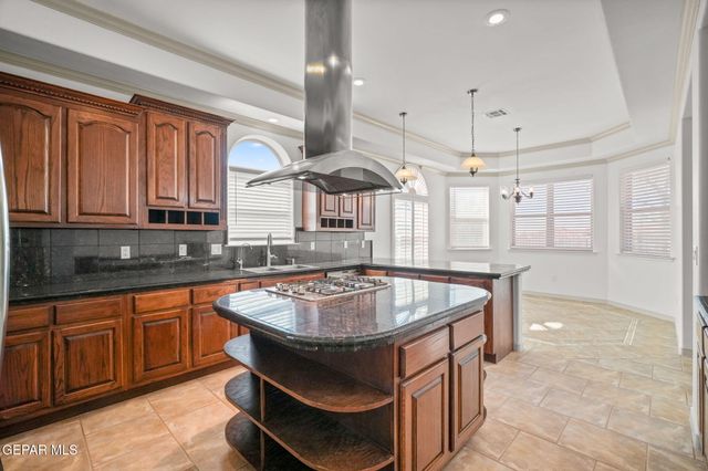 6389 FRANKLIN TRAIL Drive, El Paso, TX 79912