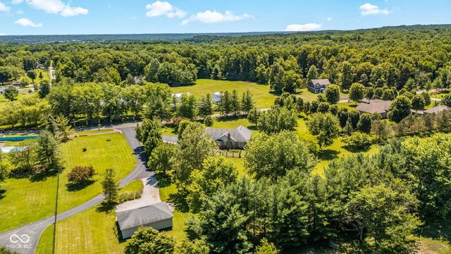10300 N Serenity Lane, Mooresville, IN 46158