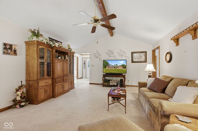 10300 N Serenity Lane, Mooresville, IN 46158