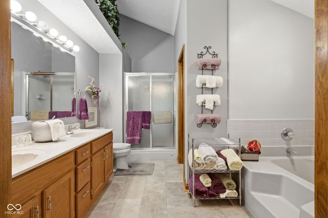 10300 N Serenity Lane, Mooresville, IN 46158