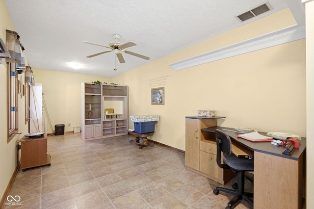 10300 N Serenity Lane, Mooresville, IN 46158