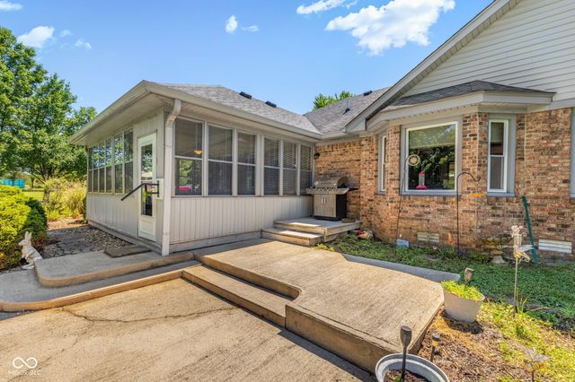 10300 N Serenity Lane, Mooresville, IN 46158